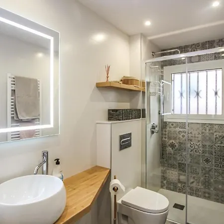 Appartement Nice In With Kitchen